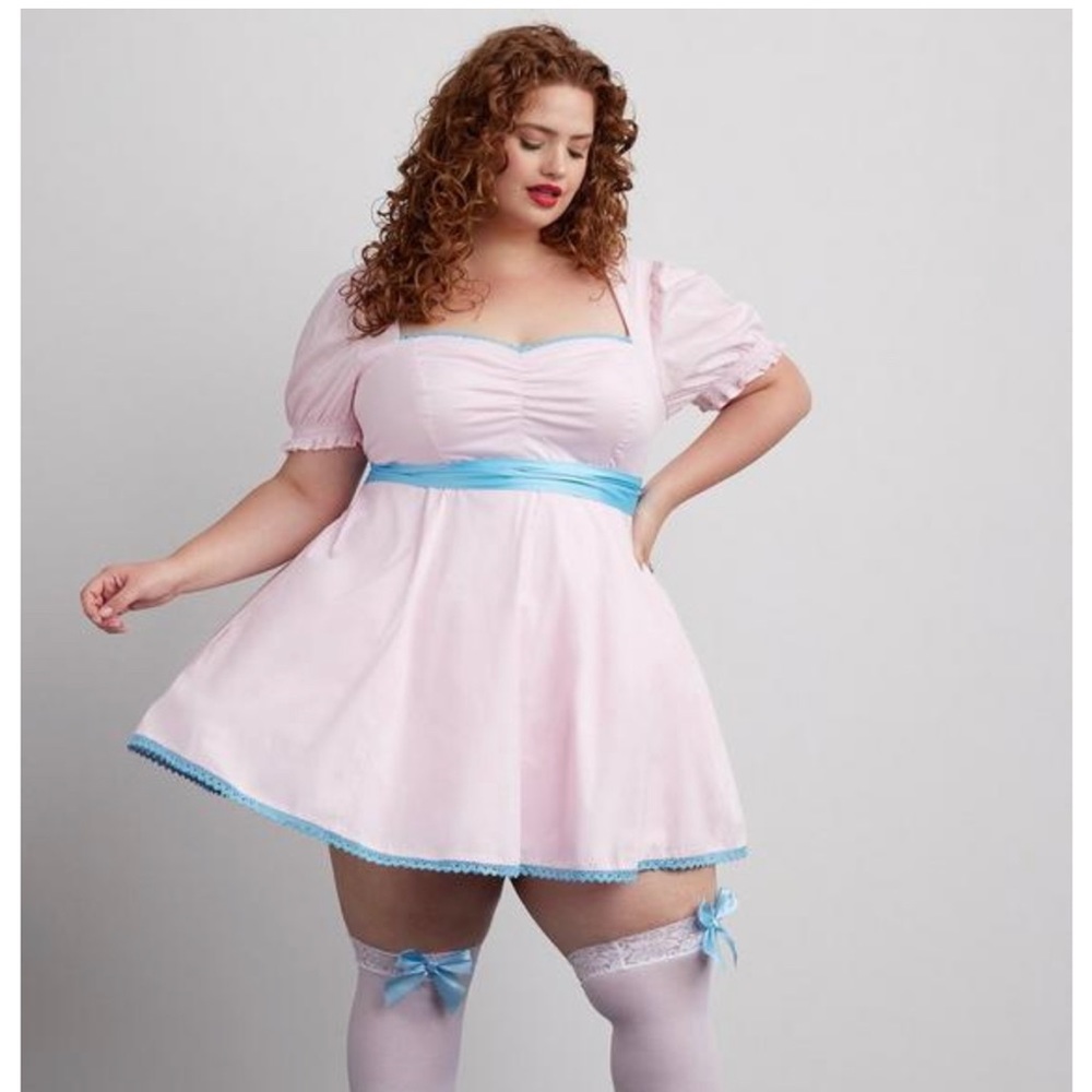 Torrid pink Halloween costume stretch poplin satin classic doll dress
